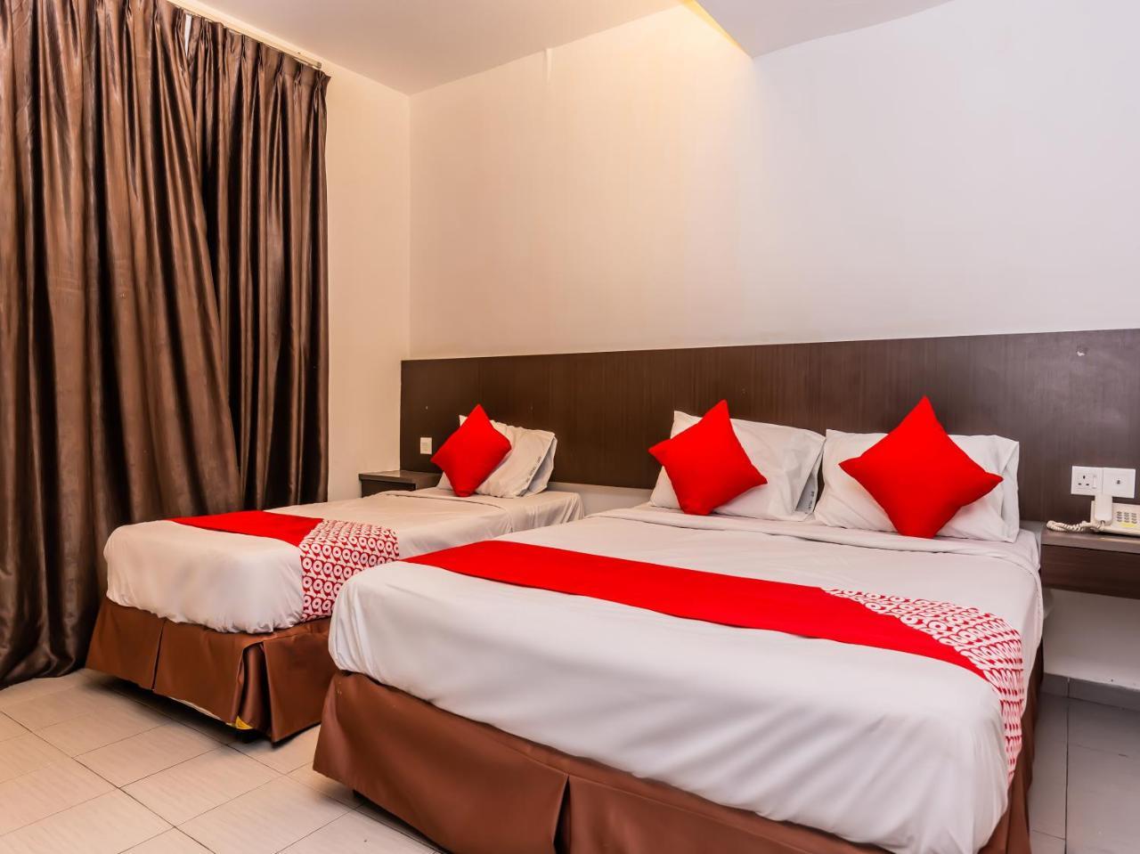 Oyo 835 Ms Hotel Malakka Dış mekan fotoğraf