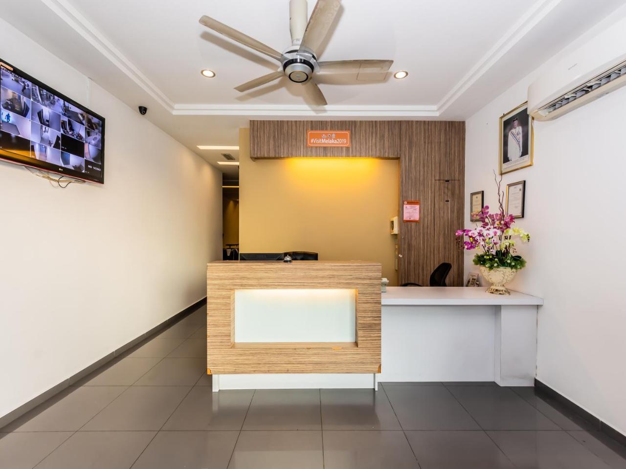 Oyo 835 Ms Hotel Malakka Dış mekan fotoğraf