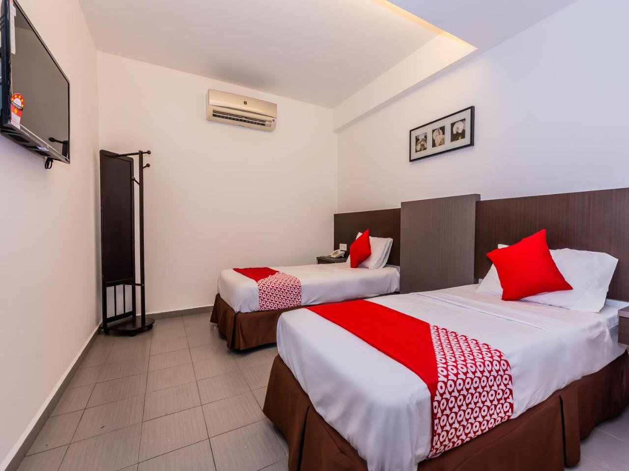 Oyo 835 Ms Hotel Malakka Dış mekan fotoğraf