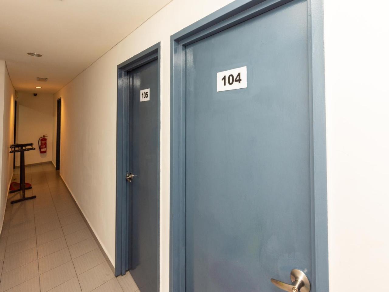 Oyo 835 Ms Hotel Malakka Dış mekan fotoğraf